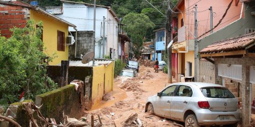 Imagem referente a Seguradoras já resgataram 3 mil veículos no litoral norte paulista