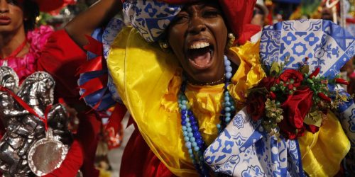 Imagem referente a Ingressos para desfile das campeãs do carnaval do Rio estão esgotados