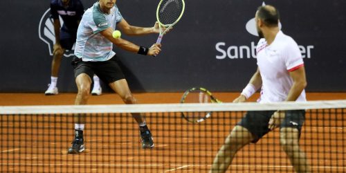 Marcelo Melo disputa esta noite vaga na final de duplas do Rio Open