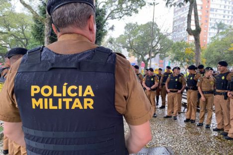 Com reforço no efetivo e diversas unidades, operação da PM reforça policiamento em Curitiba