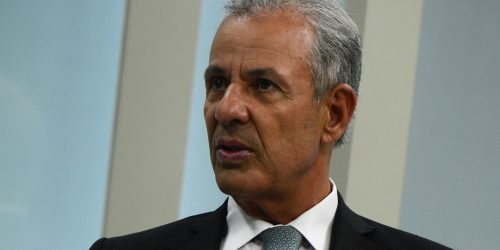 Polícia Federal adia depoimento do ex-ministro de Minas e Energia