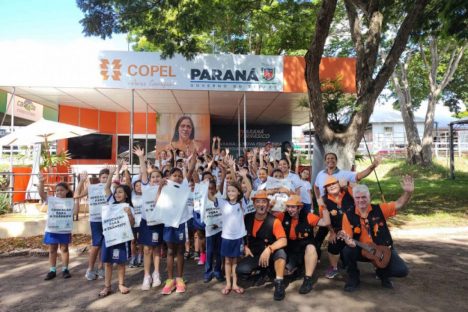 Copel leva informações sobre uso seguro da energia a feiras em Paranavaí e Umuarama