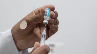 Hospitalizações por covid-19 crescem em quatro estados