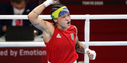 Bia Ferreira, Jucielen e Bia Soares vão às quartas do Mundial de Boxe