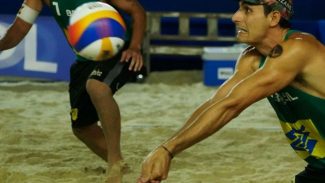 Vôlei de praia: Brasil garante ouro e prata em etapa do Mundial em SC