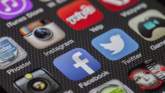 Norma obriga redes sociais a retirar conteúdo de apologia à violência