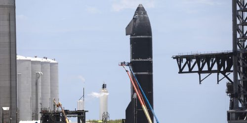 Imagem referente a SpaceX adia lançamento da Starship com o foguete Super Heavy