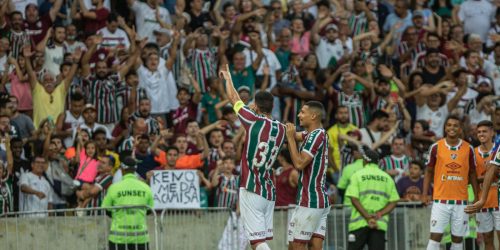 Imagem referente a Fluminense derrota Athletico-PR e permanece na ponta do Brasileiro