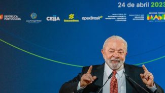 Lula é recebido na Assembleia da República e encerra visita a Portugal