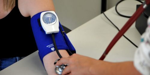 Imagem referente a Especialistas mostram como prevenir a hipertensão arterial