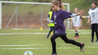 Programas do Governo Federal e da CBF fortalecem o futebol feminino