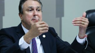 Camilo Santana defende aprovação de PL das Fake News