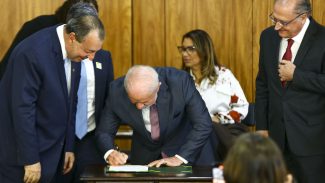 Lula assina decreto para impulsionar bionegócios na Amazônia