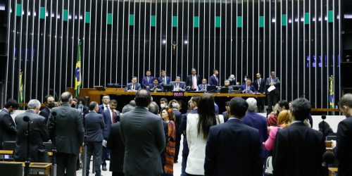 Câmara aprova a igualdade salarial entre homens e mulheres