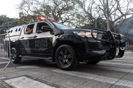 Imagem referente a Policiamento reforçado garante segurança durante clássico do futebol paranaense