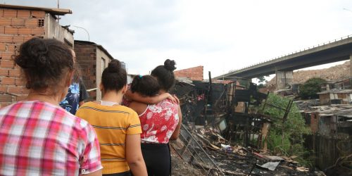 Imagem referente a Favelas em áreas valorizadas são mais atingidas por incêndios