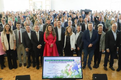 Imagem referente a Com foco em ESG, Paraná renova compromisso com OCDE para desenvolvimento sustentável