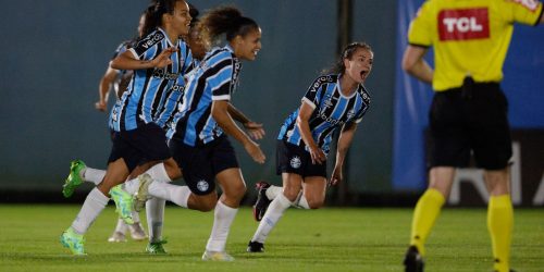 Grêmio bate Inter na abertura da 13ª rodada do Brasileiro Feminino