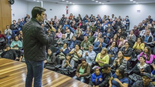 Fala Curitiba: Eduardo Pimentel destaca obras conquistadas pelos moradores da Regional Cajuru