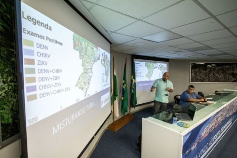 Colaboradores da Portos do Paraná assistem à palestra sobre dengue e arboviroses