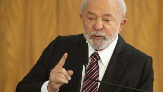 Lula defende retomada de conselho de defesa para América do Sul