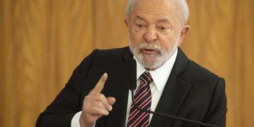 Imagem referente a Lula se reúne com presidentes sul-americanos em Brasília
