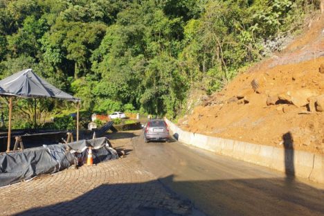 Após chuvas, DER/PR reabre Estrada da Graciosa; trecho permanece em obras