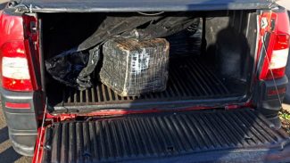 Polícia Militar e PRF prendem 4 pessoas com 308 quilos de drogas em Cornélio Procópio