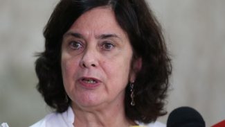 Ministra defende cooperação científica entre Brasil e França