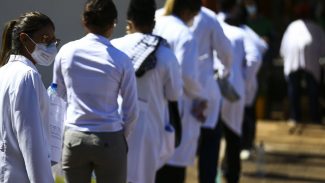 Fies financiará até R$ 60 mil por semestre de cursos de medicina