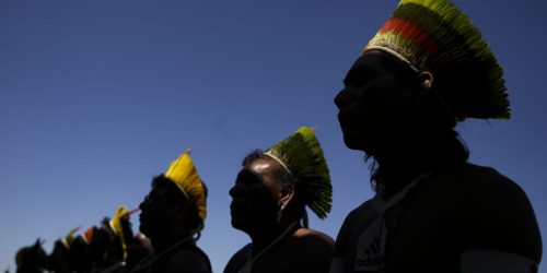 Imagem referente a Indígenas protestam em Brasília contra marco temporal