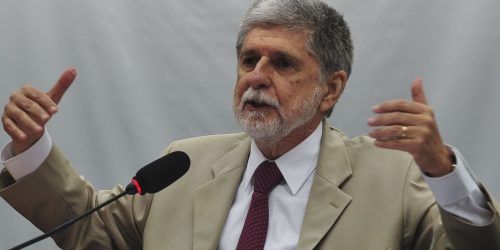 Imagem referente a Chefe de gabinete de Zelensky liga para assessor de Lula