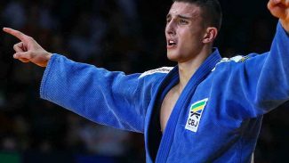 Judô: Guilherme Schimidt volta à boa fase com prata no Cazaquistão