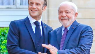 Lula e Macron conversam sobre acordo entre Mercosul e União Europeia