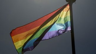 Orgulho LGBTQIA+ é caminho para saúde mental e bem-estar coletivo