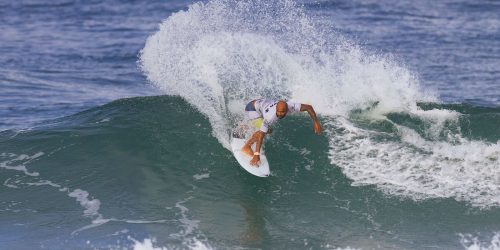 Surfe: Yago Dora, Samuel Pupo e Jadson André avançam na etapa do Rio