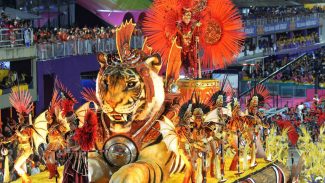 Livros inspiram enredos de escolas de samba do Rio no carnaval de 2024