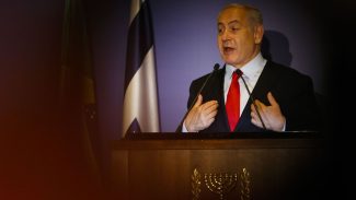 Com crise no Judiciário, Netanyahu cai em pesquisas de popularidade