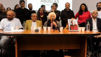 Avós encontram neto n° 133 sequestrado pela ditadura argentina