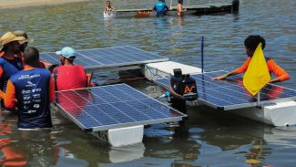 UFRJ promove competição de barcos movidos à energia solar