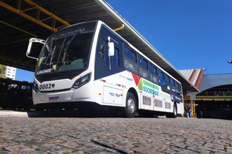 Imagem referente a Ponta Grossa inicia teste com ônibus movido a GNV em projeto da Compagas e Scania