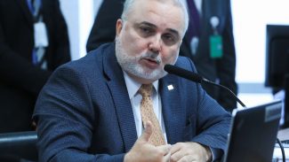 Prates minimiza risco na exploração de petróleo na margem equatorial