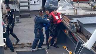 Marinha resgata turista argentino no litoral do Rio de Janeiro