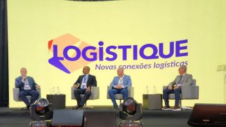 Portos do Paraná apresenta avanços do Estado da feira Logistique 2023, em Joinville