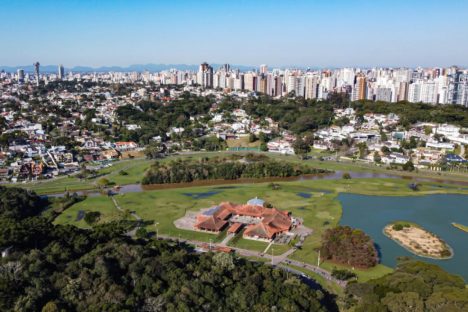 Conferência Estadual da Juventude será no dia 30 de outubro em Curitiba Conferência Estadual da Juventude será no dia 30 de outubro em Curitiba