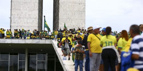 PGR reitera pedido de condenação de mais 40 pessoas por atos golpistas PGR reitera pedido de condenação de mais 40 pessoas por atos golpistas