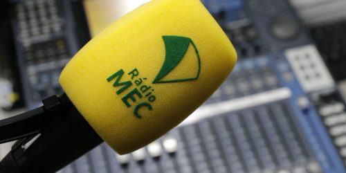 Imagem referente a Rádio MEC comemora 100 anos com 10 horas de programação temática