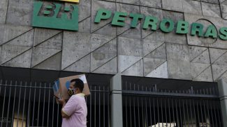 Petrobras bate recorde de utilização de refinarias