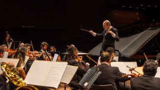 Orquestra Sinfônica do Paraná une música e peça de Shakespeare no domingo
