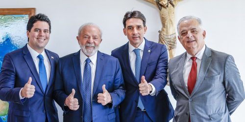 Imagem referente a Lula dá posse a três ministros e cria ministério para pequena empresa